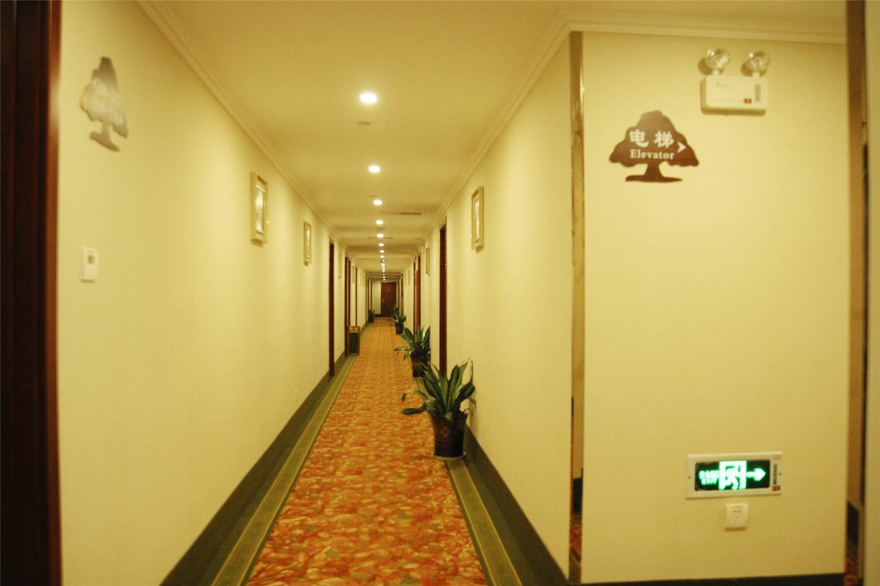 Shell Taiyuan South Station New South-East Bus Station Hotel Ngoại thất bức ảnh